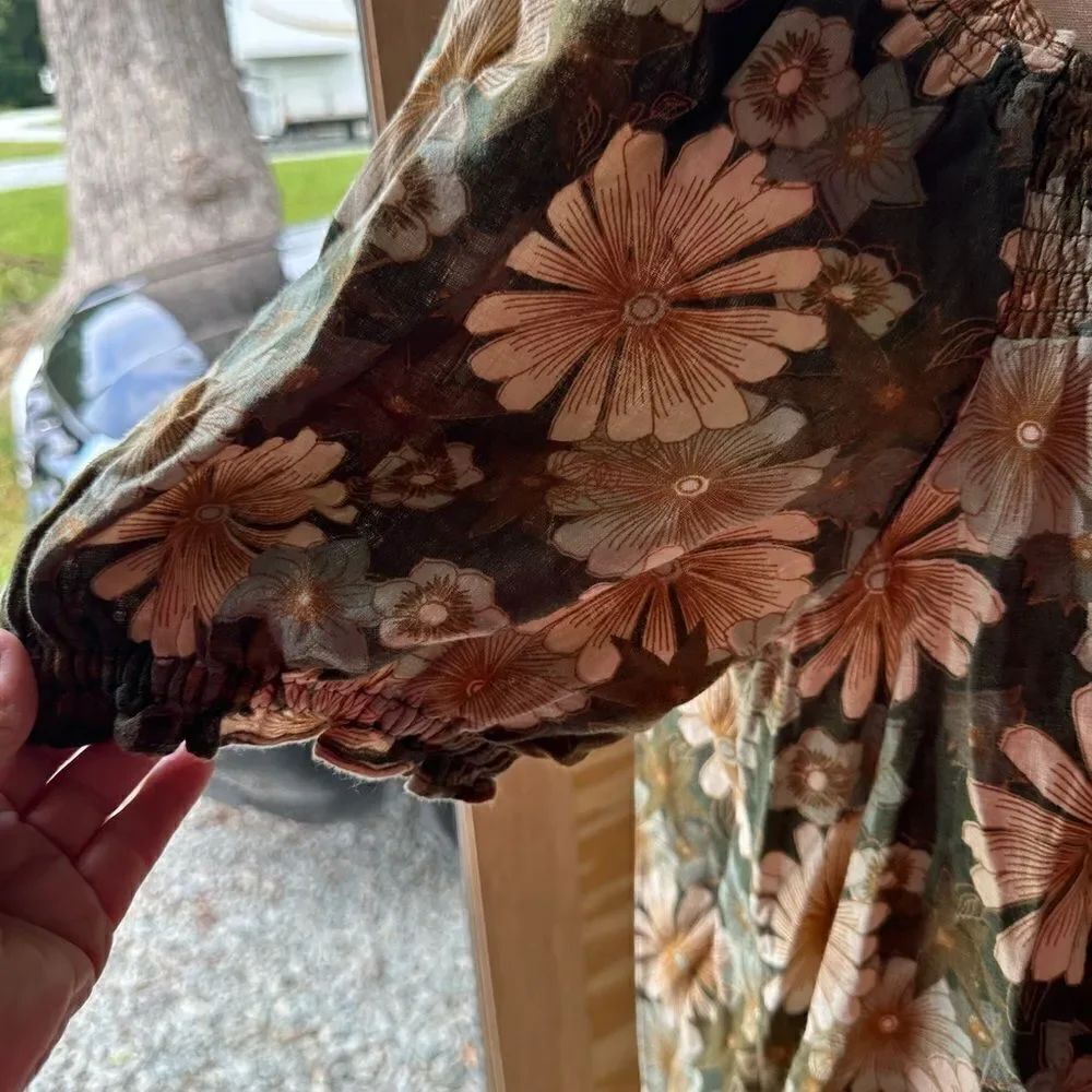 Wonderly Dress  - Picture 2 of 5